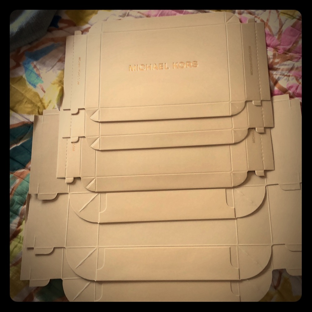 ☘️$5 COPY - 3 Authentic New MK BOXES. 9”x6”